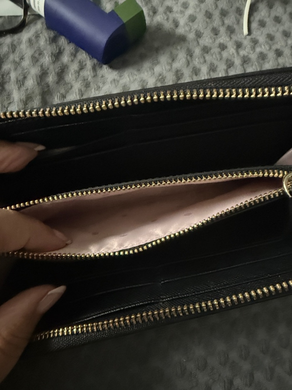 kate spade Light Pink Cocktail Print Zip Wallet with Gold Logo - Picture 2 of 4